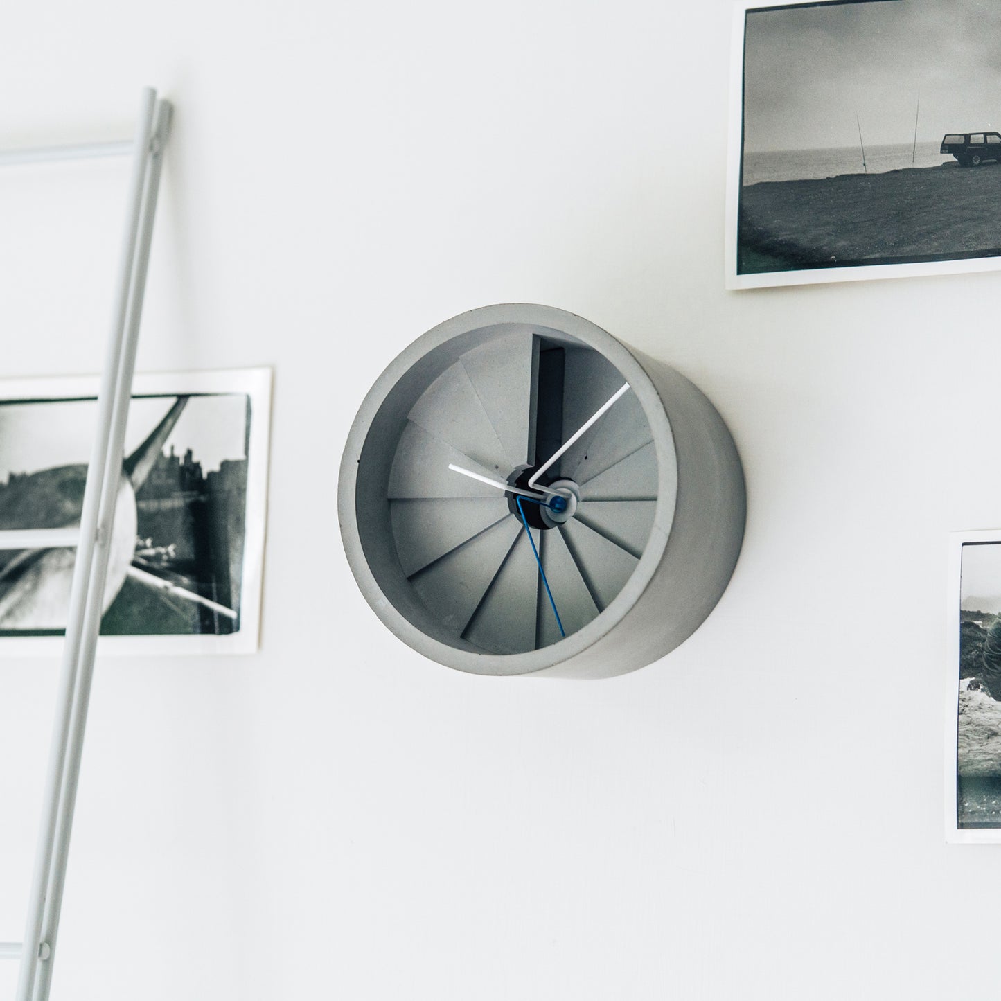 4th Dimension Wall Clock (Blue/ Gray)
