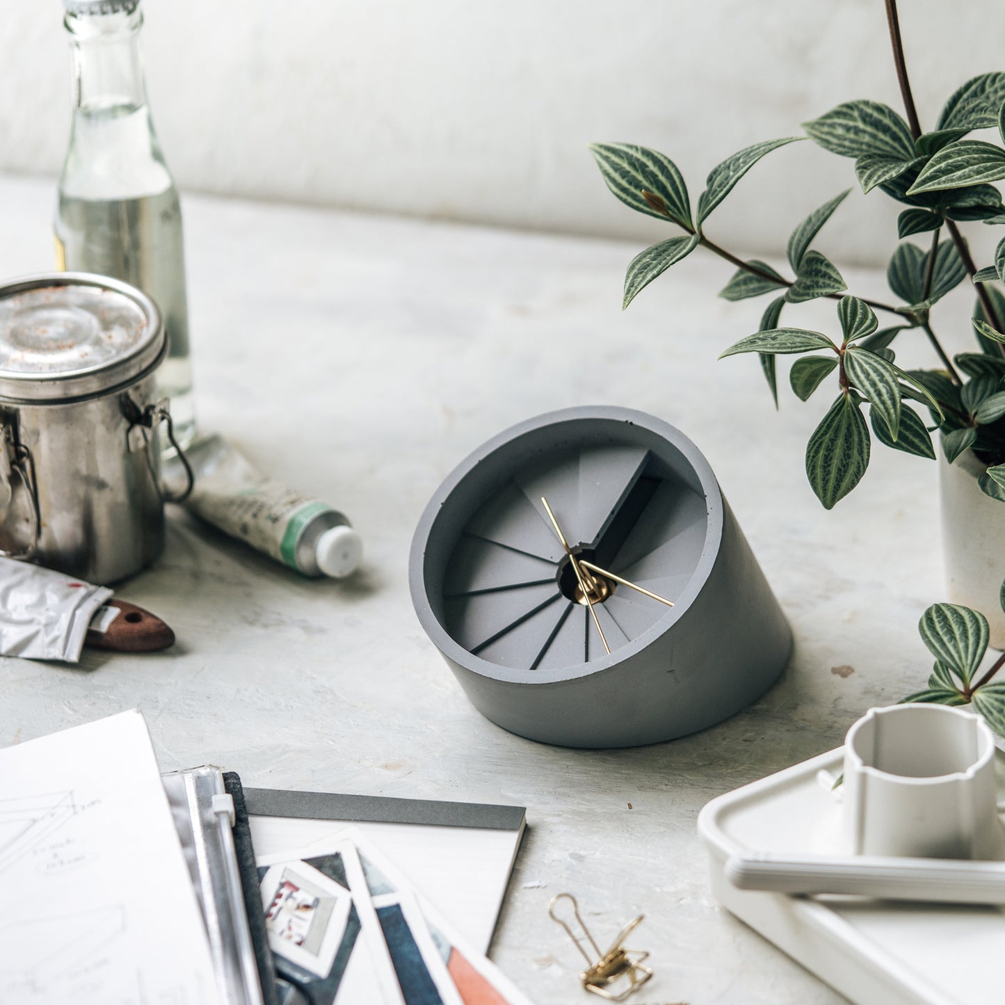 4th Dimension Table Clock (Gold/ Grey)