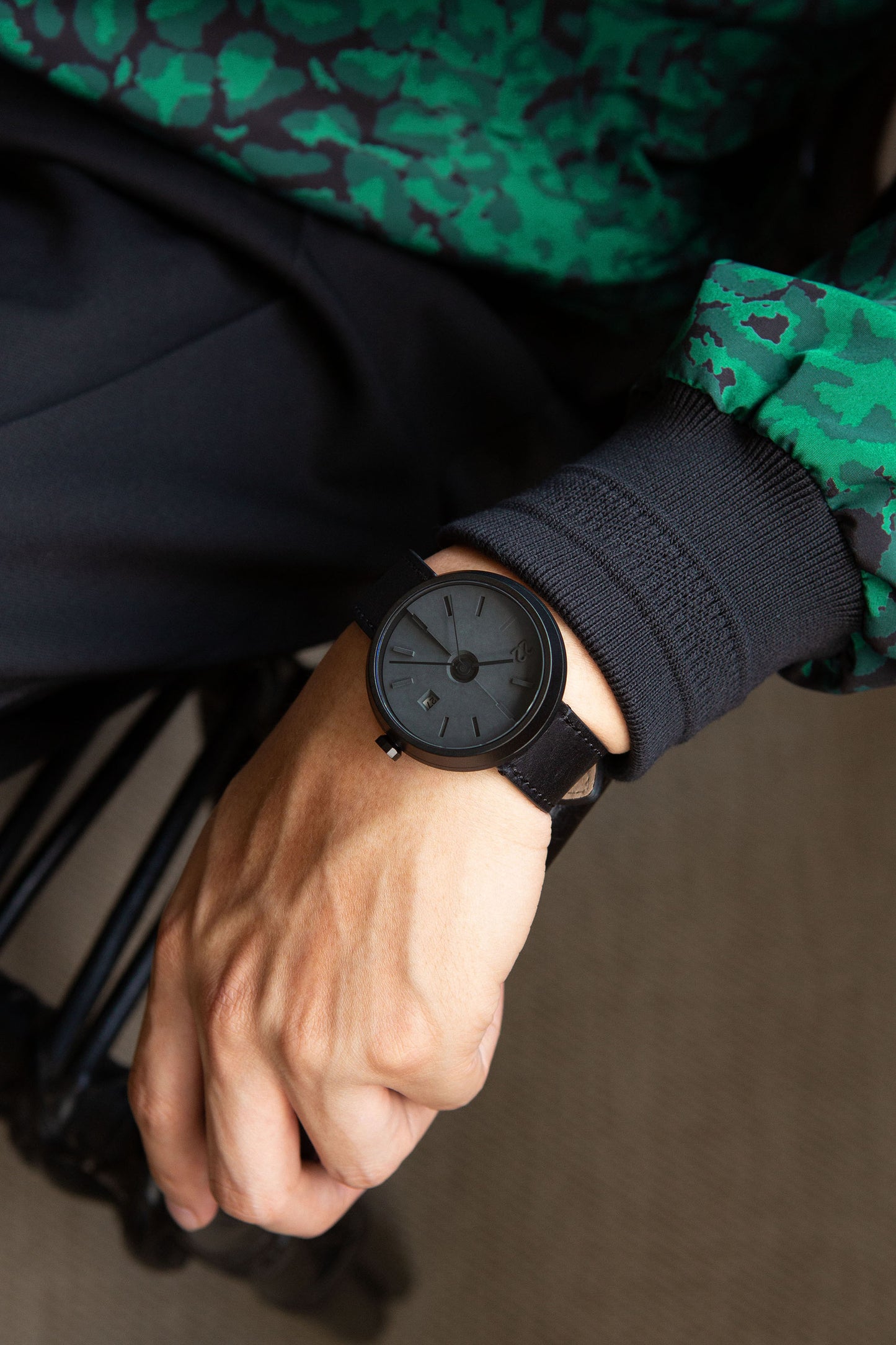 Ups & Downs 44mm Shadow Edition