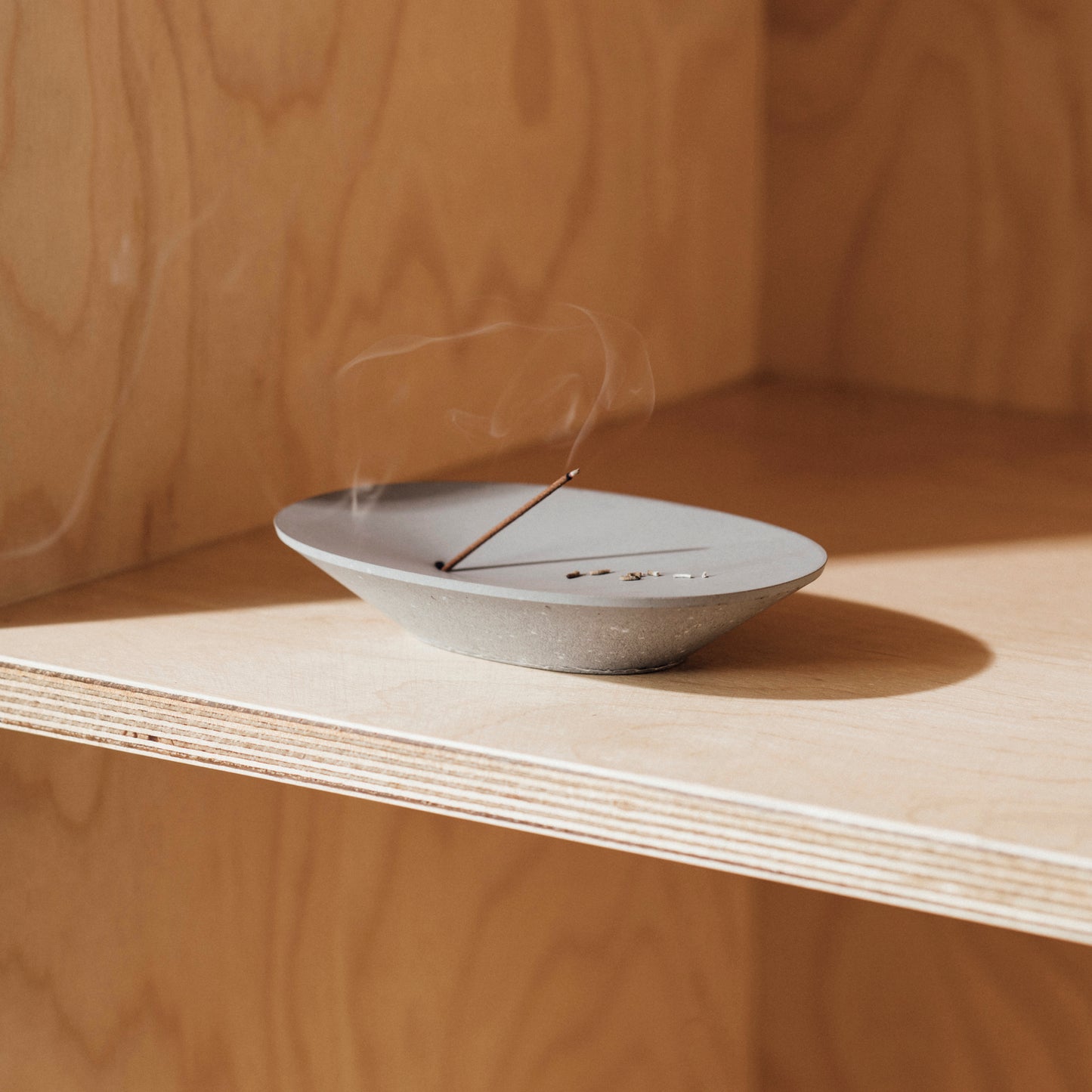 Superellipse incense holder - concrete grey