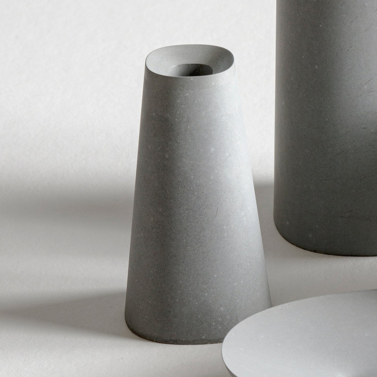 Superellipse small vase - concrete gray