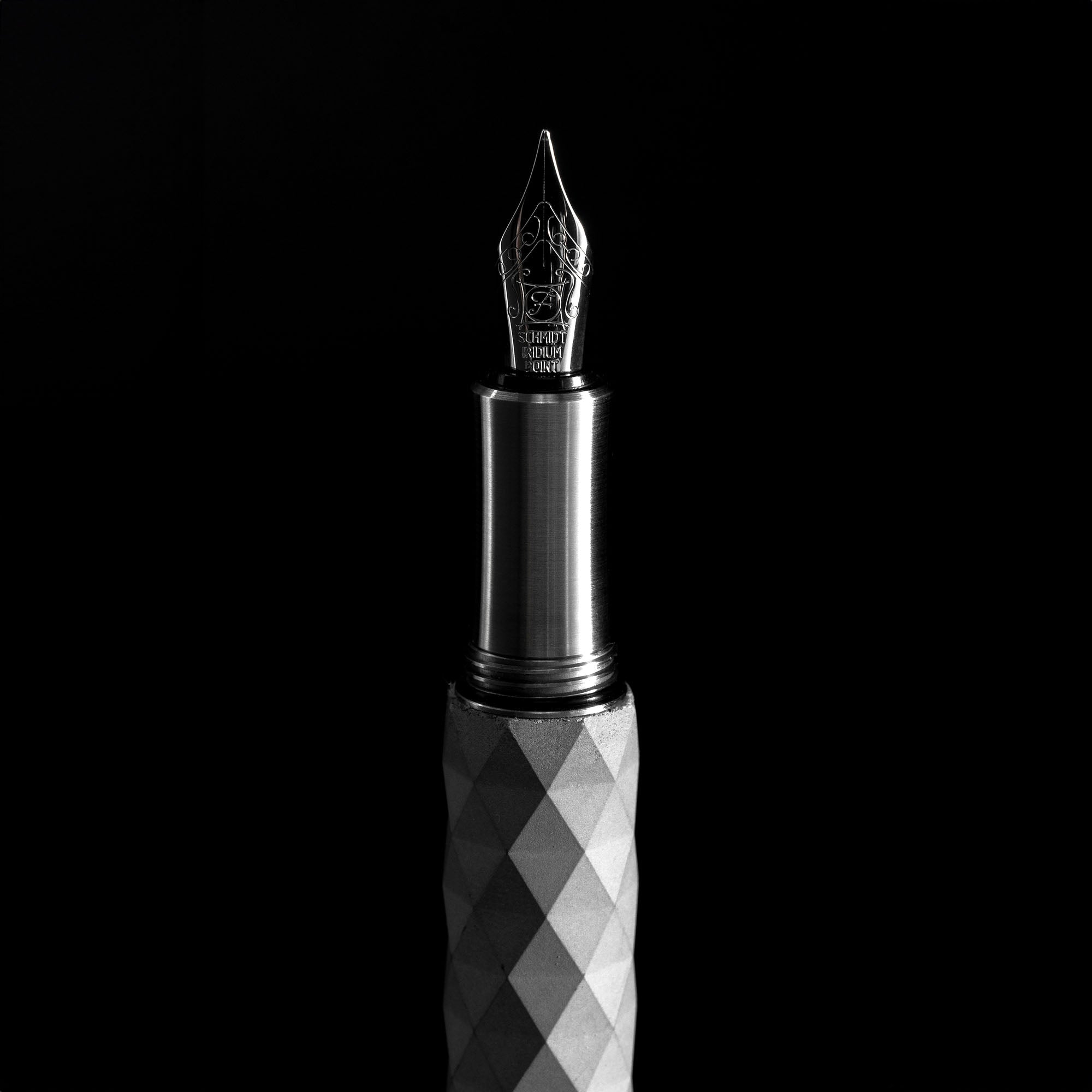 Polygon Concrete Pens – 22STUDIO