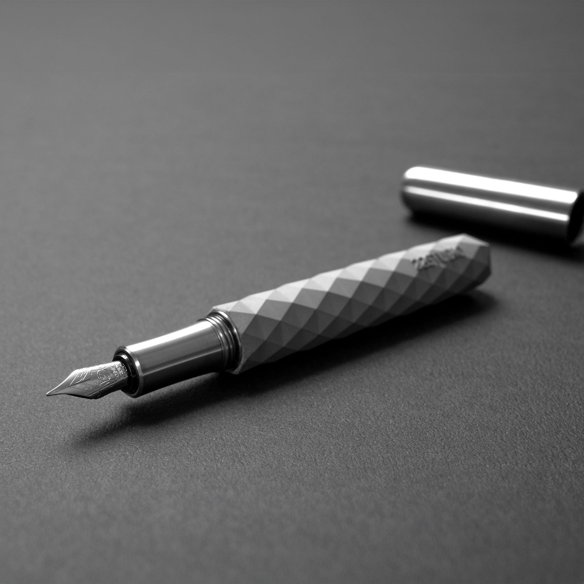 Polygon Concrete Pens – 22STUDIO
