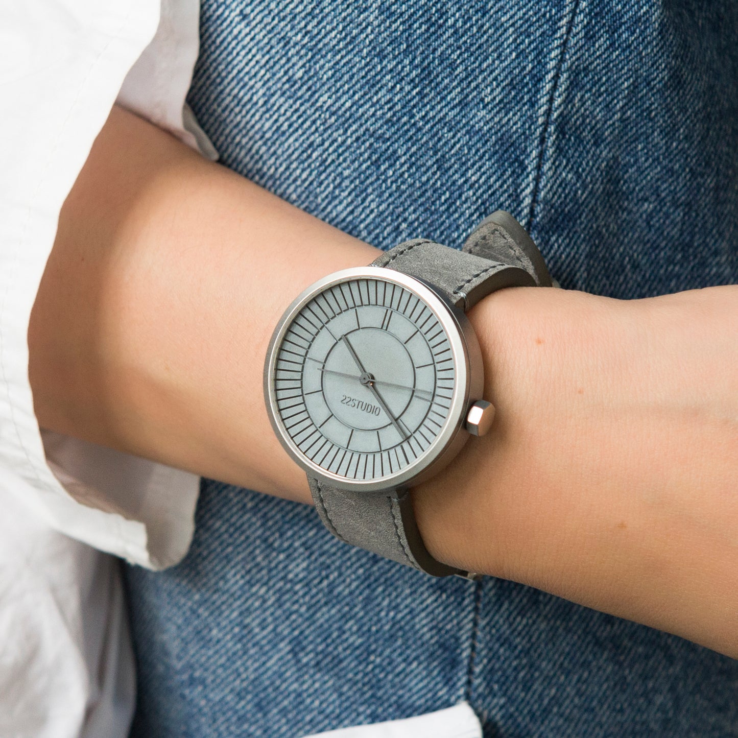 Concrete Sector Watch 40mm Concrete Grey Edition